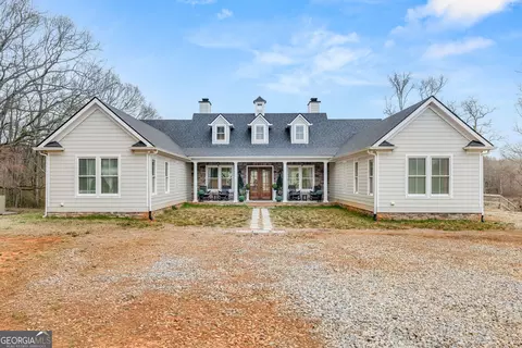 Exterior - 1194 Aderhold Rogers Rd, Commerce, GA 30530 photo 2 of 10