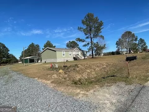 84 Laryn Ln, Eastman, GA 31023