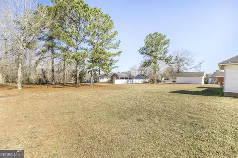 203 Hedge Row, Dublin, GA 31021 photo 32