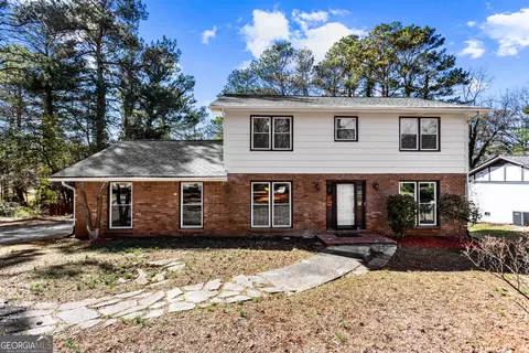 67 Blue Springs Ct SW, Lilburn, GA 30047