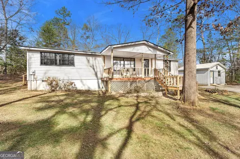 213 Lakeshore Cir, Hartwell, GA 30643