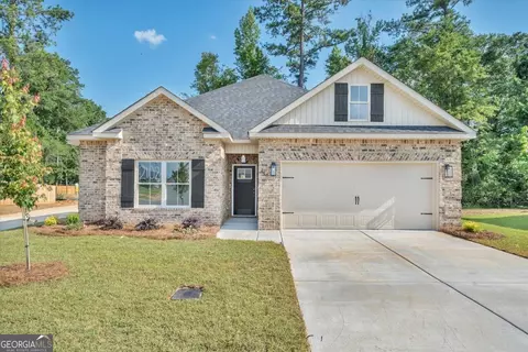 215 Willowbrook Ln, Kathleen, GA 31047