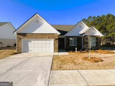 453 Crossroads Dr, Social Circle, GA 30025