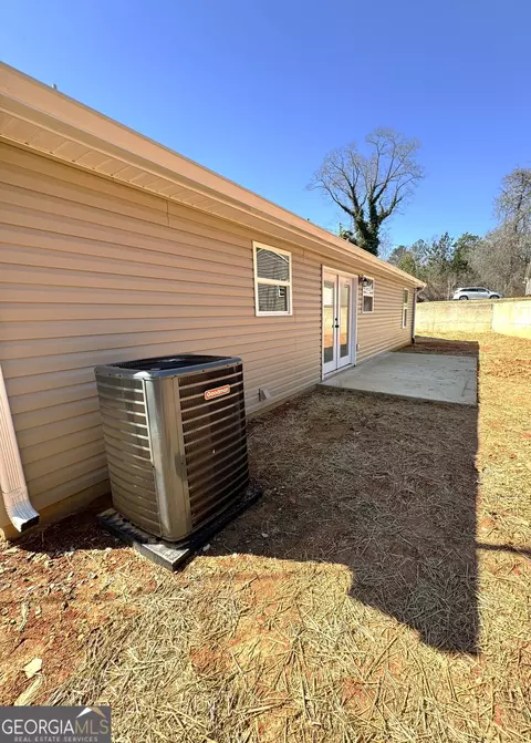 58 Taylor St, Fruithurst, AL 36262 photo 9