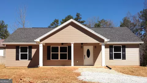 58 Taylor St, Fruithurst, AL 36262
