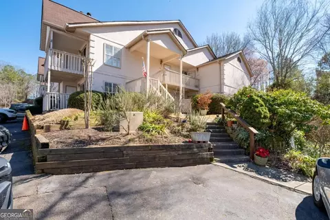 903 Bridge Ln SE, Smyrna, GA 30082