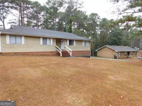4891 Valley Dale Dr, Lilburn, GA 30047