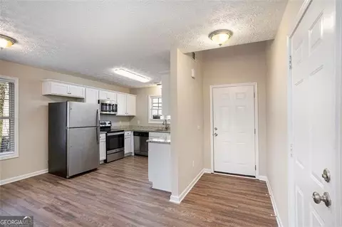 30 Sampson Ct, Covington, GA 30016 photo 5