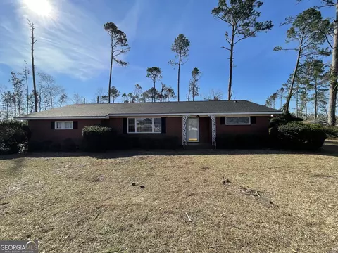 237 Burketts Ferry Rd, Hazlehurst, GA 31539