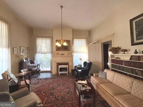 Living - 206 Broad St, Lagrange, GA 30240 photo 4 of 5