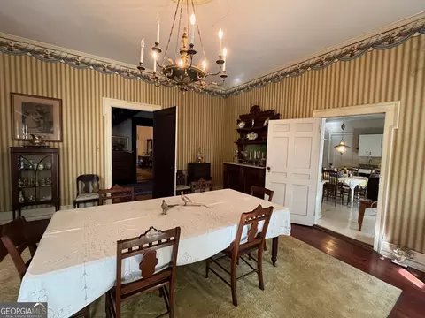 Dining - 206 Broad St, Lagrange, GA 30240 photo 2 of 3