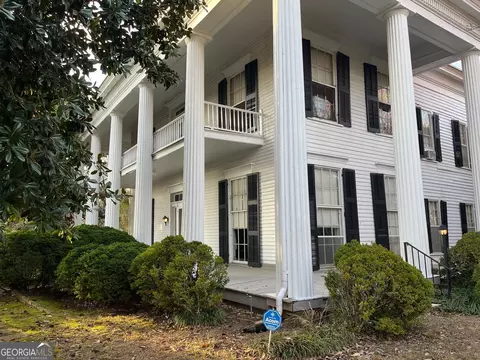Exterior - 206 Broad St, Lagrange, GA 30240 photo 3 of 10