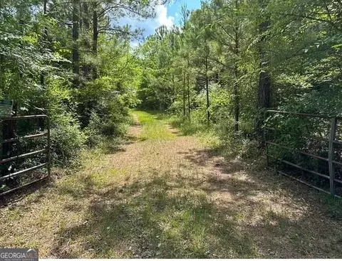 257 Fox Hill Rd SW, Milledgeville, GA 31061