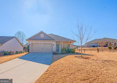 740 Skyview Dr, Commerce, GA 30529