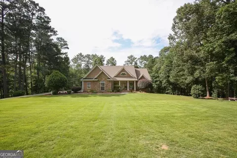 8179 Pineview Ct, Villa Rica, GA 30180