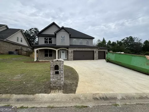 228 Morgan Ranch Cir, Bonaire, GA 31005