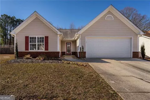 48 Winding Creek Ct, Dawsonville, GA 30534