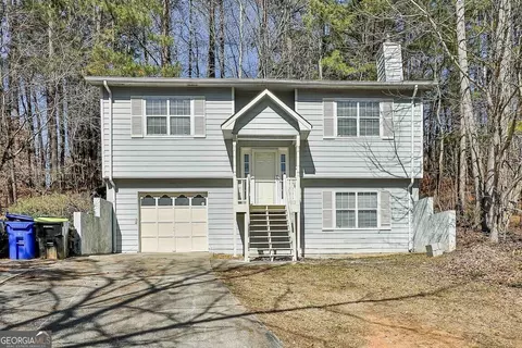 5938 Rock Ct, Union City, GA 30291