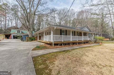 1400 Honeysuckle Dr, Conyers, GA 30012