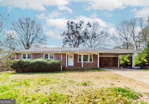 3951 Lindley Dr, Powder Springs, GA 30127