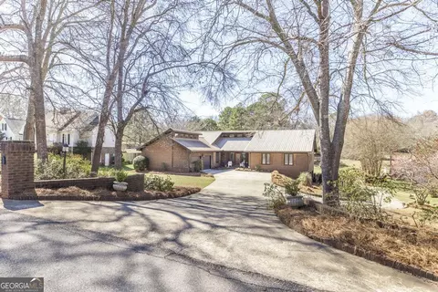 205 Springtime Dr, Warner Robins, GA 31088