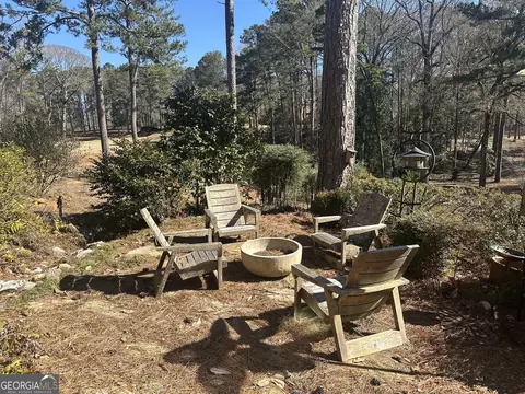 Exterior - 306 St Andrews Ct, Lagrange, GA 30240 photo 12 of 13