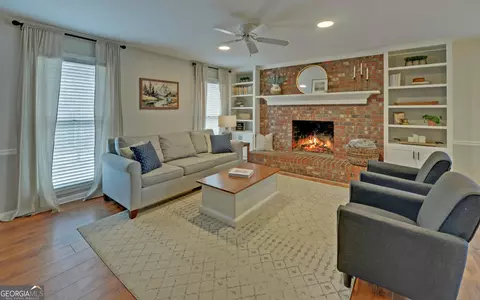 Living - 103 Beaver Brook Dr, Toccoa, GA 30577 photo 1 of 2