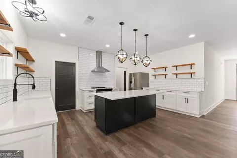 Kitchen - 175 Stream Side Dr, Pendergrass, GA 30567 photo 3 of 3