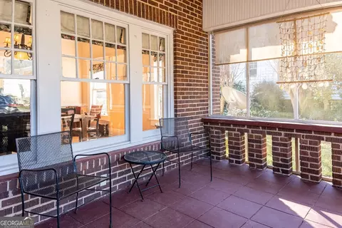 Exterior - 297 Corbin Ave, Macon, GA 31204 photo 2 of 8