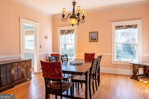 Dining - 297 Corbin Ave, Macon, GA 31204 photo 1 of 6