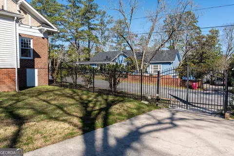 Exterior - 297 Corbin Ave, Macon, GA 31204 photo 7 of 8