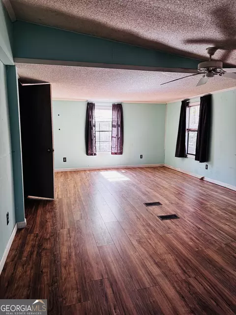 Living - 2067 Bartley Rd, Lagrange, GA 30240 photo 1 of 7