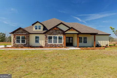 166 Tempa Ln, Douglas, GA 31535