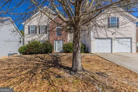7635 Jumpers Trl, Fairburn, GA 30213