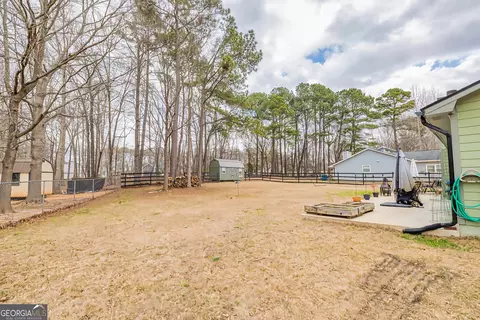 Exterior - 11157 Ash Ct, Hampton, GA 30228 photo 3 of 4