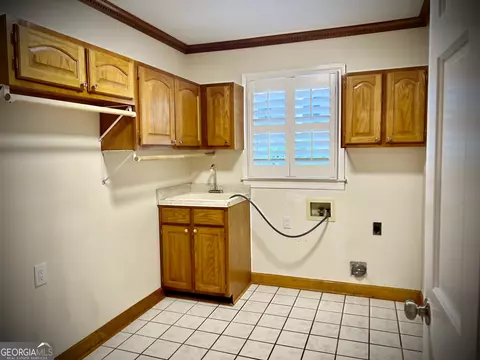 Other - 122 White Oak Cir, Dublin, GA 31021 photo 3 of 23