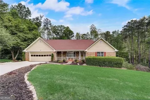 1165 Saint Ives Ct, Suwanee, GA 30024