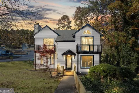 3798 Valley Brook Rd, Snellville, GA 30039