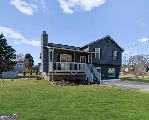 170 Cobblestone Ct, Douglasville, GA 30134