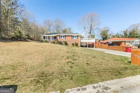 1731 Winston Dr, Macon, GA 31206