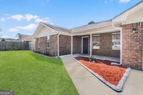 834 N Brickyard Rd, Hinesville, GA 31310
