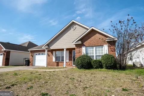 114 Monticello Dr, Byron, GA 31008