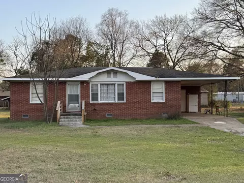 202 Maxwell Dr, Warner Robins, GA 31088