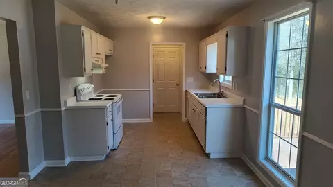 97 Arnold Rd, Hampton, GA 30228 photo 5