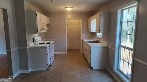 97 Arnold Rd, Hampton, GA 30228 photo 5