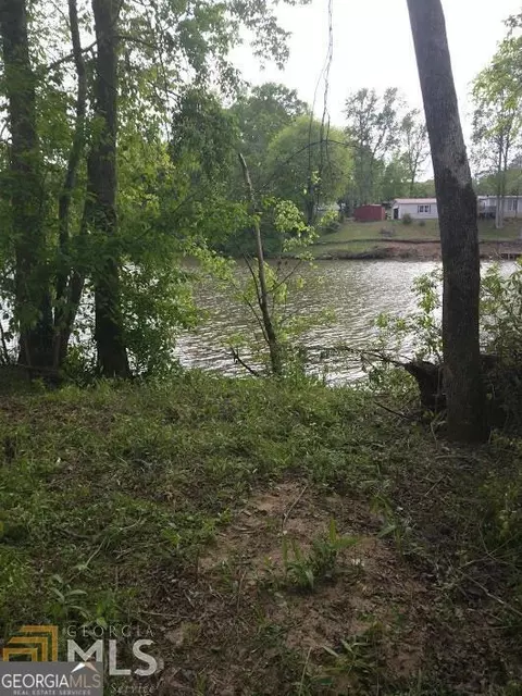 120 Cove Rd, Jackson, GA 30233