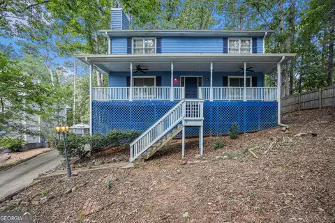 1083 Lake Dr, Snellville, GA 30039