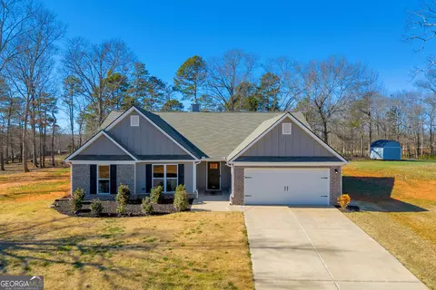 80 Bowers Estates Dr, Hartwell, GA 30643