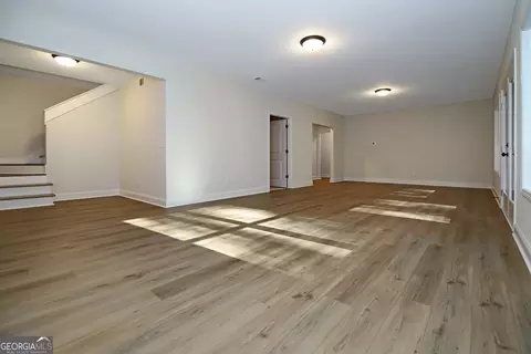 Living - 519 Tradition Pl, Lagrange, GA 30241 photo 5 of 5