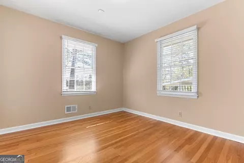 Bedroom - 111 Brett Ave, Warner Robins, GA 31088 photo 2 of 3